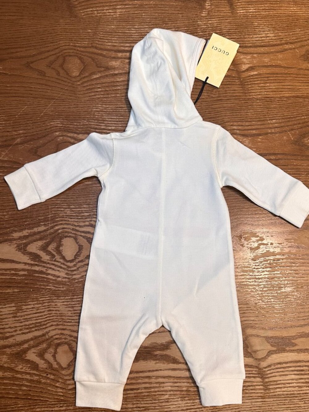 Gucci Baby Hooded Romper Cake Cherry Print White NWT Made in Italy - Picture 5 of 6